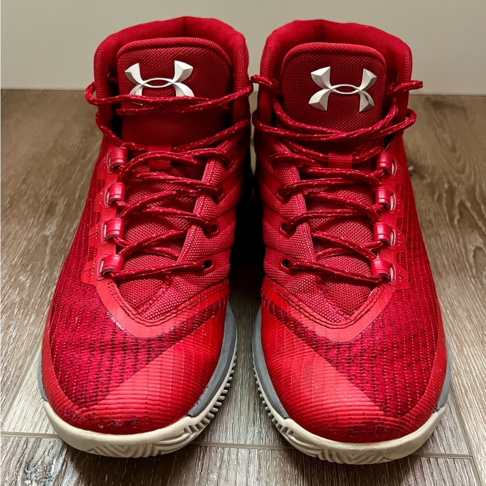 Under Armor Basketball Shoes Boys/Men’s Size 7